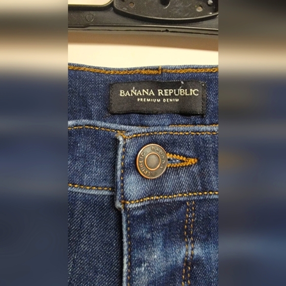 Women's Size 4/27 Short Banana Republic Premium Denim Skinny Jeans Distressed. - Picture 2 of 8